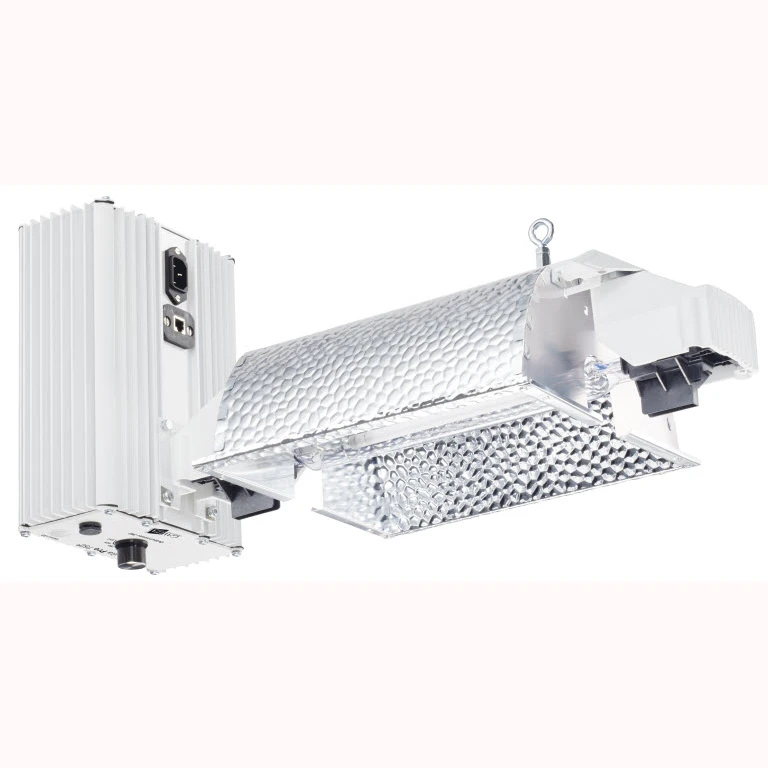 GPRO750 - GAVITA PRO 6/750 DE FLEX ELEKTRONISCHER REFLEKTOR MIT E-SERIES 750W 400V LAMPE