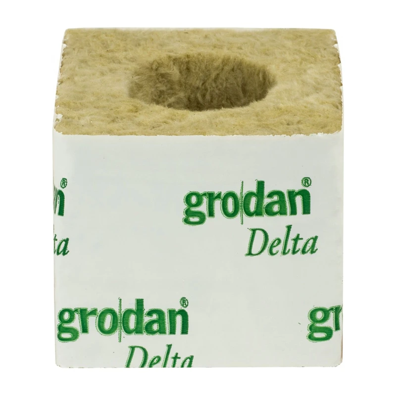 GR75BOX - GRODAN - DELTA 4G/1" ROCK WOOL CUBES WITH HOLE 40/35 BOX OF 384pcs | 7,5x7,5x6,5h cm