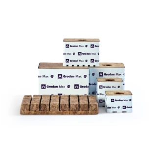 ROCSUBL0541 - GRODAN - MAX V1.0 TECH ROCK WOOL CUBE WITH HOLE | 20x20x14h cm