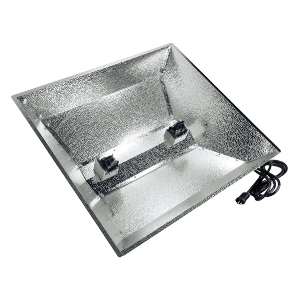 REFDELUMA - LE RÉFLECTEUR PROFESSIONNEL À DOUBLE EXTRÉMITÉ POUR LAMPES MARTELÉES DE 1000W