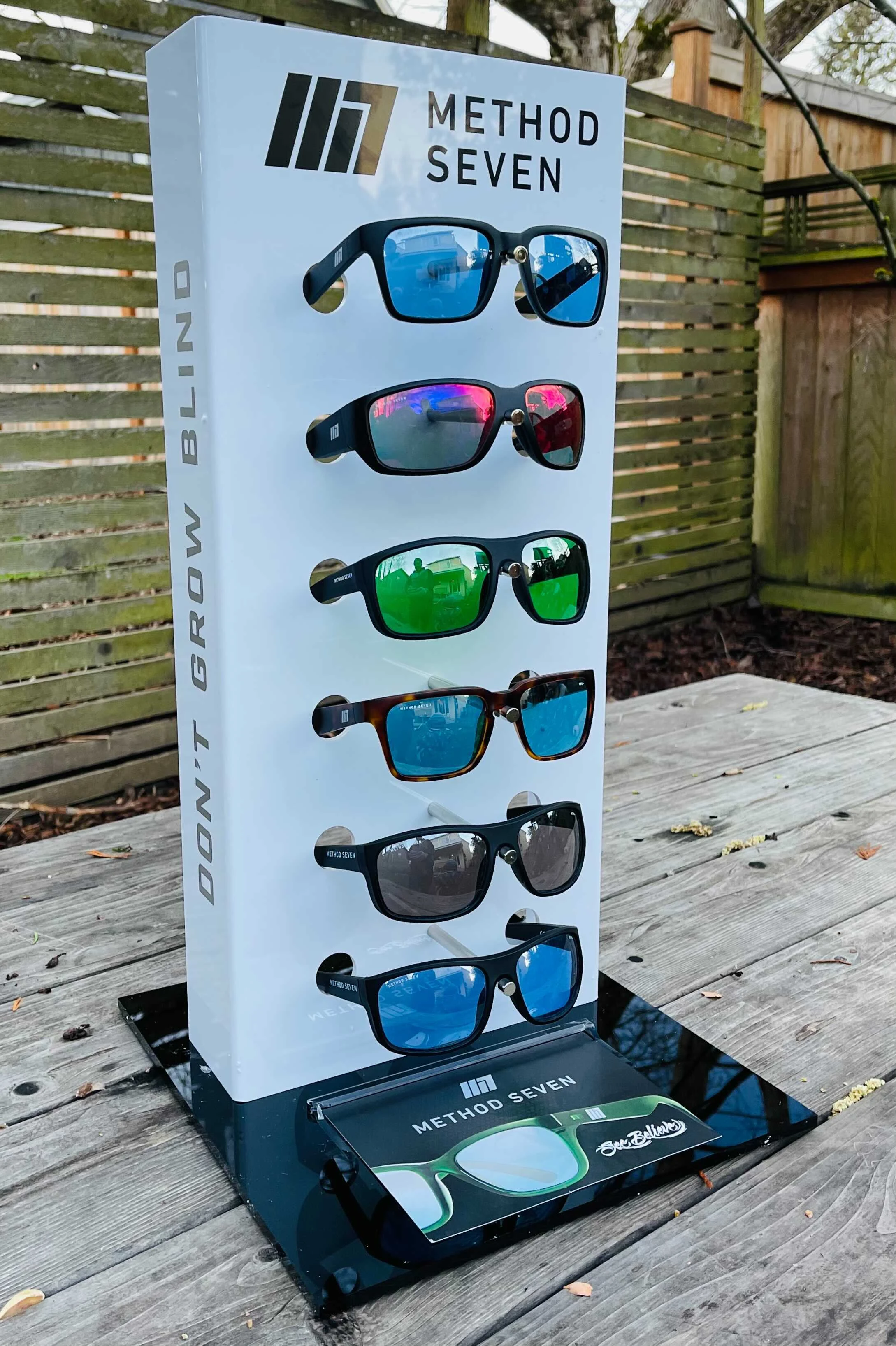 K0017 - MÉTHODE SEPT - STARTER SET DISPLAY | COUNTER DISPLAY 6 GLASSES